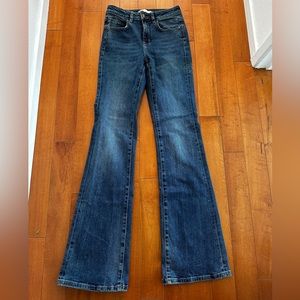 Zara blue jeans